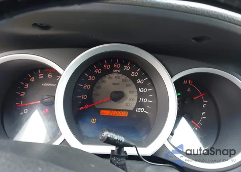 2008 Toyota Tacoma Prerunner V6 z USA, uszkodzony, nr VIN 5TEKU72N08Z479692